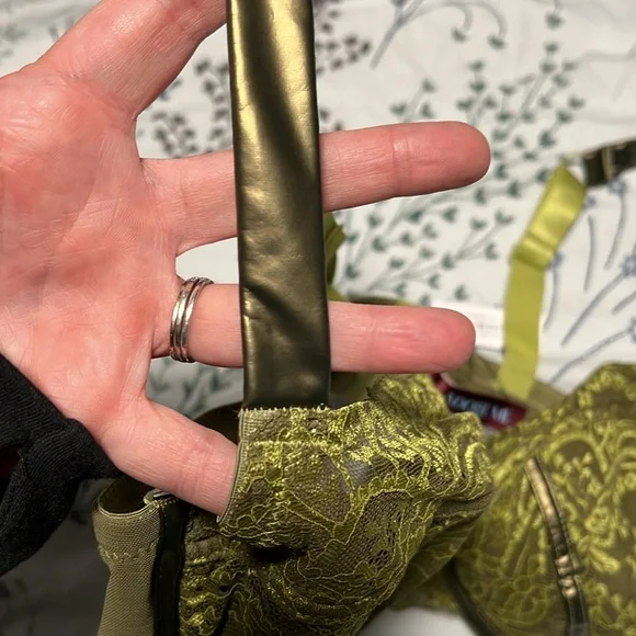 NWT Adore Me Bra and Panty Set - Picture 5 of 6